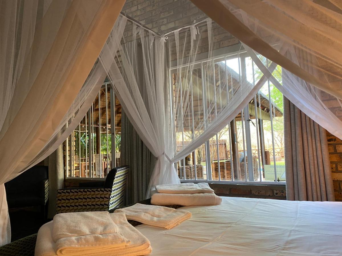 Genet House Holiday Home Marloth Park Exteriér fotografie