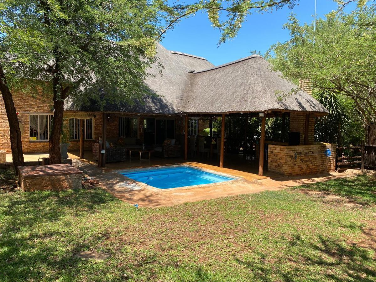 Genet House Holiday Home Marloth Park Exteriér fotografie