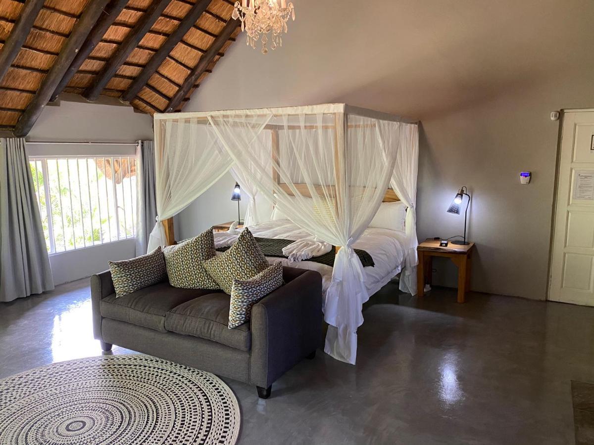 Genet House Holiday Home Marloth Park Exteriér fotografie